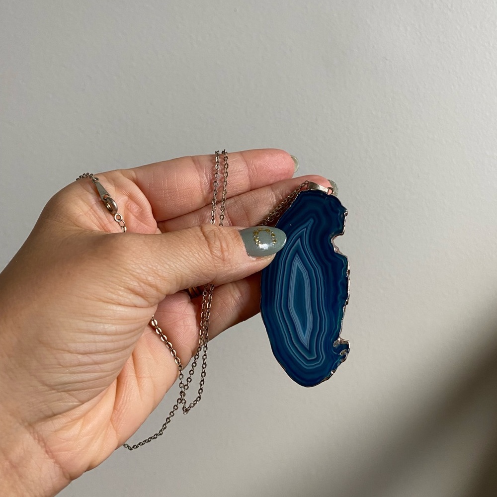 Blue agate slice silver plated silver necklace